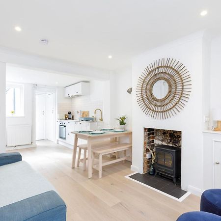 Central Quiet Cottage. Walk To Shops, Bars & Beach Hove Exterior foto